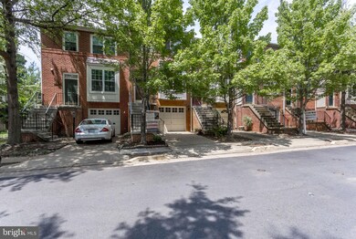 13132 Kidwell Field Rd, Herndon, VA 20171 - photo 2