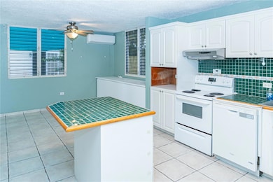 7061 Via Playera Camino Del Mar, Toa Baja, PR 00949 - photo 6