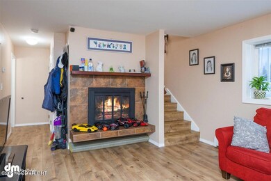 05-Unit A Living Room-ELKO6065