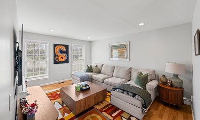 106 Colonial Rd, Marshfield, MA 02050 - photo 5