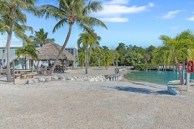 58950 Overseas Hwy unit 48, Marathon, FL 33050 - photo 2