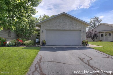 8174 Winding Dr SW unit 17, Byron Center, MI 49315 - photo 3
