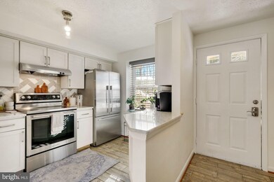 13809 Palmer House Way, Silver Spring, MD 20904 - photo 3