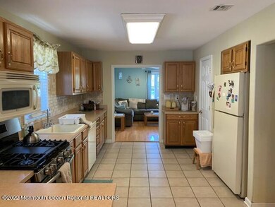 116 Cedar Ave, North Middletown, NJ 07748 - photo 4