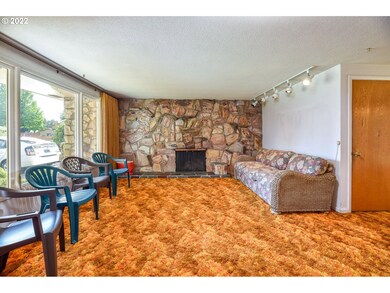 1637 Curtis Ave, Eugene, OR 97401 - photo 6