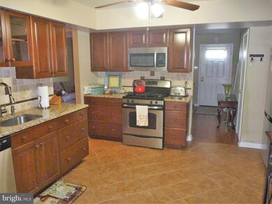 57 Woodstream Dr, Atco, NJ 08004 - photo 2