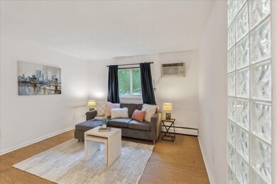 82 Lionel Ave unit A, Waltham, MA 02452 - photo 4