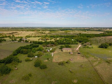 206 Walker Creek Rd, Ennis, TX 75119 - photo 7