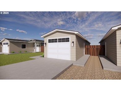 5287 Maple St, Florence, OR 97439 - photo 2