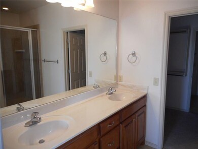 unlisted-address, Edmond, OK 73003 - photo 6