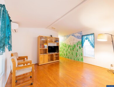 7911 SE 82nd Ave, Portland, OR 97266 - photo 4