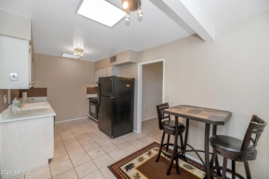 13604 N 111th Ave, Sun City, AZ 85351 - photo 4