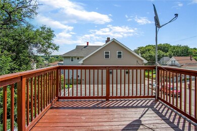 74 Roberts St, Woonsocket, RI 02895 - photo 4