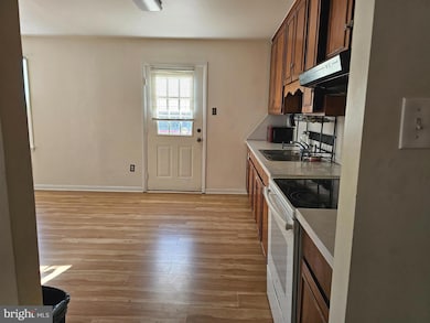 17817 Greentree Terrace, Hagerstown, MD 21740 - photo 3