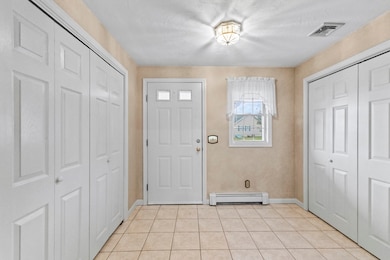 13 Deacon St, Northborough, MA 01532 - photo 3