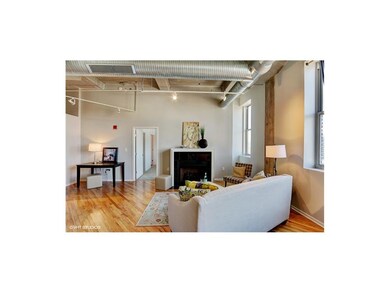 2107 Grand Blvd unit 806, Kansas City, MO 64108 - photo 3