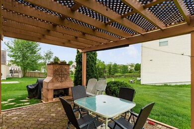 9209 Cambrian Commons Dr, Columbus, OH 43240 - photo 4