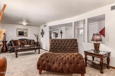 Living room 3