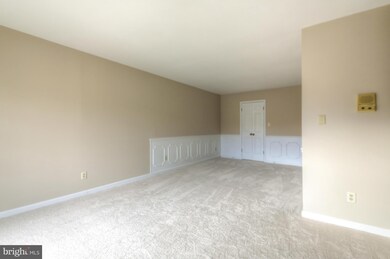 1166 Jeffrey Dr unit 7, Crofton, MD 21114 - photo 2