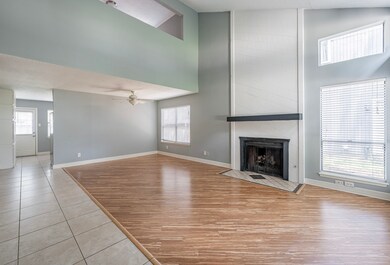 Open living/dining area perfect for entertaining!