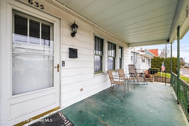 635 N Garfield Ave, Scranton, PA 18504 - photo 4
