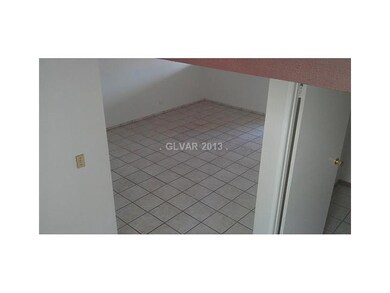 2166 E Desert Inn Rd unit n, Las Vegas, NV 89169 - photo 3