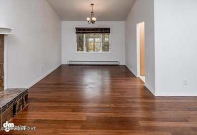 6408 Tolhurst Ct, Anchorage, AK 99504 - photo 6