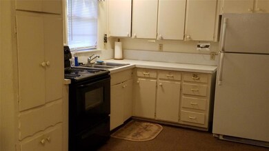 1109 Redbud St, Denison, TX 75020 - photo 7