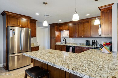 8314 E Turney Ave-14