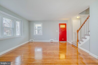 1330 Stonewood Rd, Baltimore, MD 21239 - photo 4