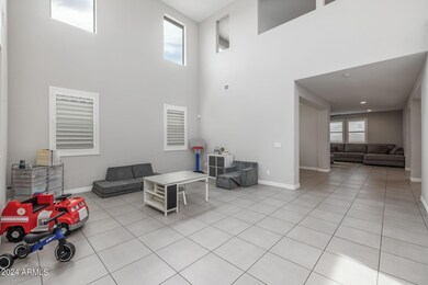 4-web-or-mls-9803 E Radioactive Dr, Mesa
