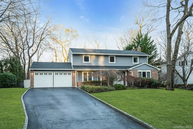 50 Colby Dr, Dix Hills, NY 11746 - photo 2