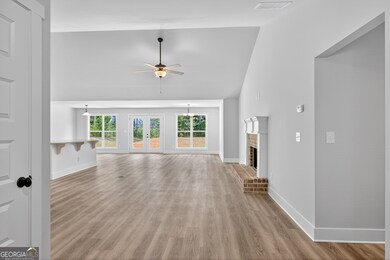 569 Liberty Hill Rd unit 29, Hartwell, GA 30643 - photo 2