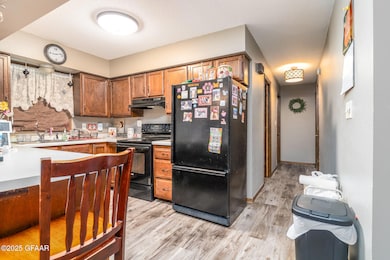 3 Garden Cir NW, East Grand Forks, MN 56721 - photo 3