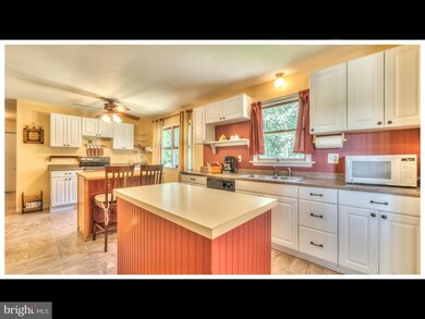 2946 Manchester Baptist Church Rd, Manchester, MD 21102 - photo 5