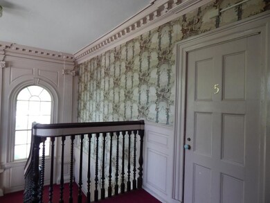 599 Middle St unit 5 Street, Portsmouth, NH 03801 - photo 7