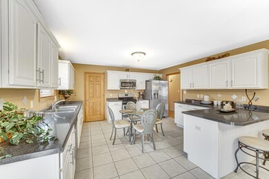 9001 Drake Dr, Saint John, IN 46373 - photo 6