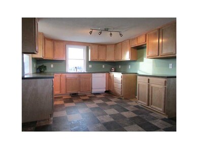 Kitchen. Many new kitchen cabinets, counter tops, 