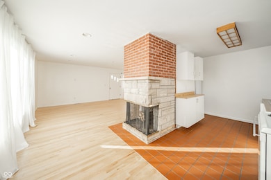 1708 Falls Ct, Anderson, IN 46012 - photo 7