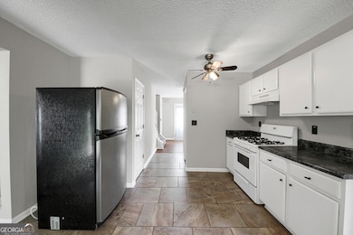 6010 Crooked Creek Dr, Rex, GA 30273 - photo 7