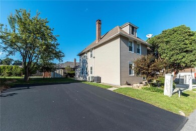 2747 Fairview St unit 2, Bethlehem, PA 18020 - photo 3