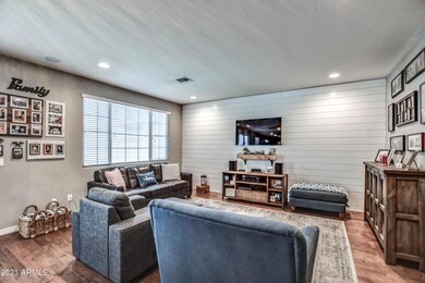 2884 E Binner Dr, Chandler, AZ 85225 - photo 7