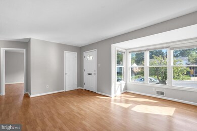 5305 Flanders Ave, Kensington, MD 20895 - photo 6