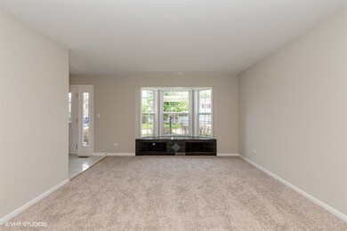 1052 Creekview Ln, Lake In the Hills, IL 60156 - photo 2