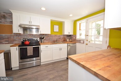 60 Greenwood Ave, Lancaster, PA 17603 - photo 4