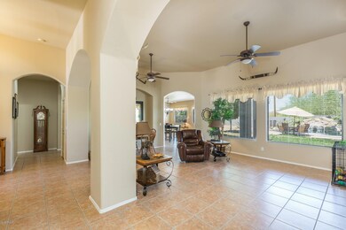 4) FORMAL LIVING_DINING