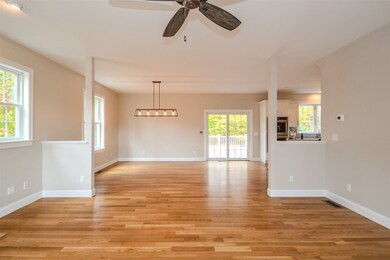 13 Breslin Farm Rd unit 13, Stratham, NH 03885 - photo 5