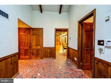 841 Scholl Rd, Pottstown, PA 19465 - photo 5