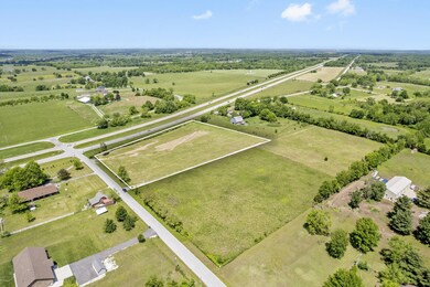 000 W Pinewood Dr, Robberson No. 2 Township, MO 65781 - photo 2