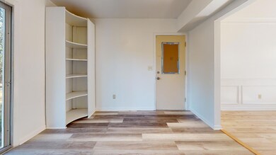 1113-Eisenhower-Ct-Unfurnished(5)
